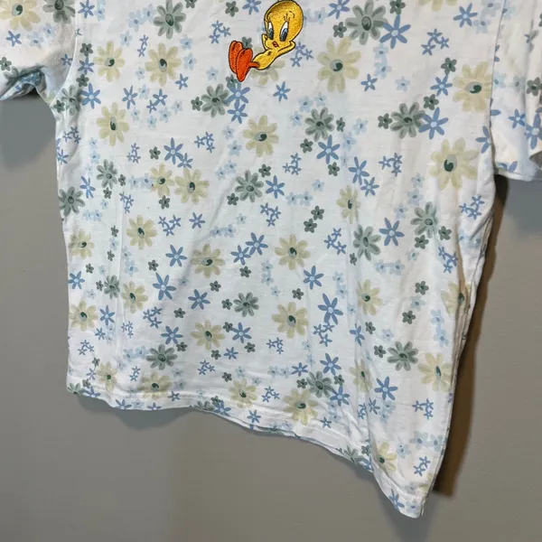 Vintage 2000 Warner Bros Studio Store Tweety Bird Floral T-Shirt Girls XL 14/16 - Image 3