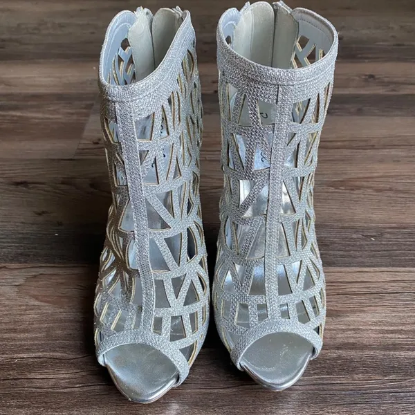 Bonnibel Glitter Cage Peep Toe‎ Stiletto Heel Booties 8 Silver Party Shoes - Image 2