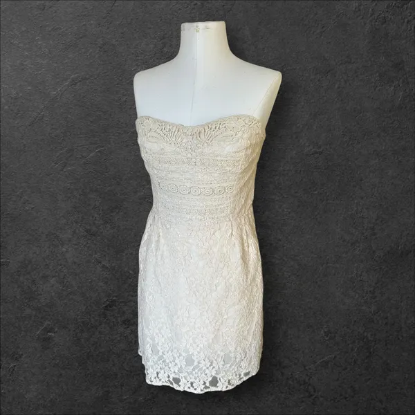 Free People Cream Strapless Lace Mini Dress size 12 Feminine Romantic Coquette - Image 2