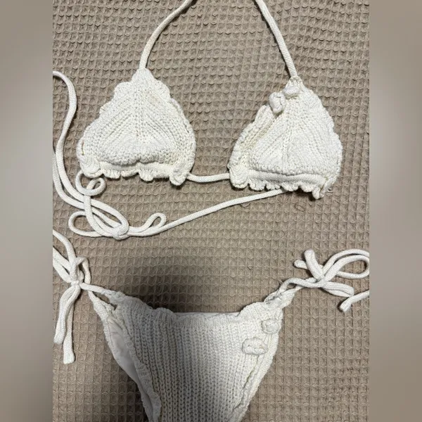 ASOS Elegant Cream Knit Bikini Set - Image 3