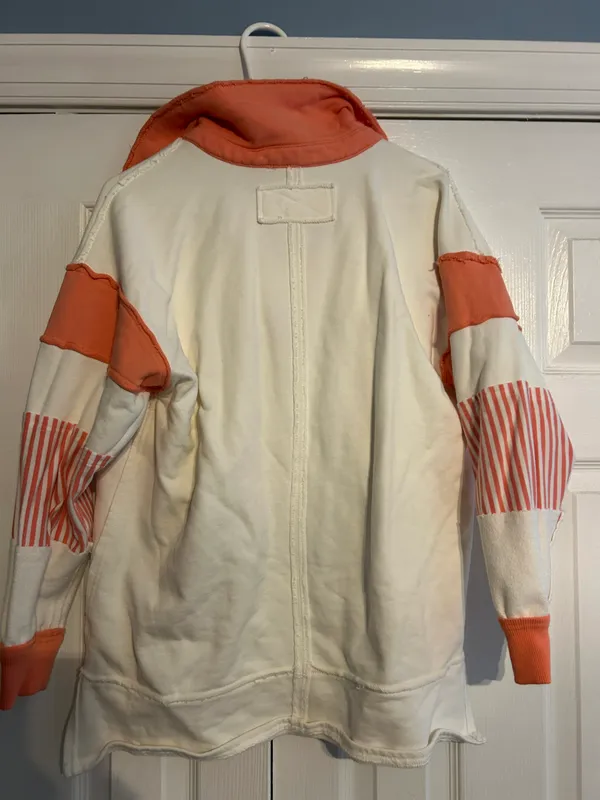 Sweatshirt - Image 4