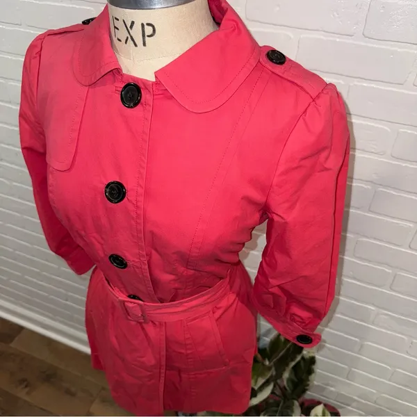 Banana Republic Pink Y2K Style Belted Trench Coat - Image 2