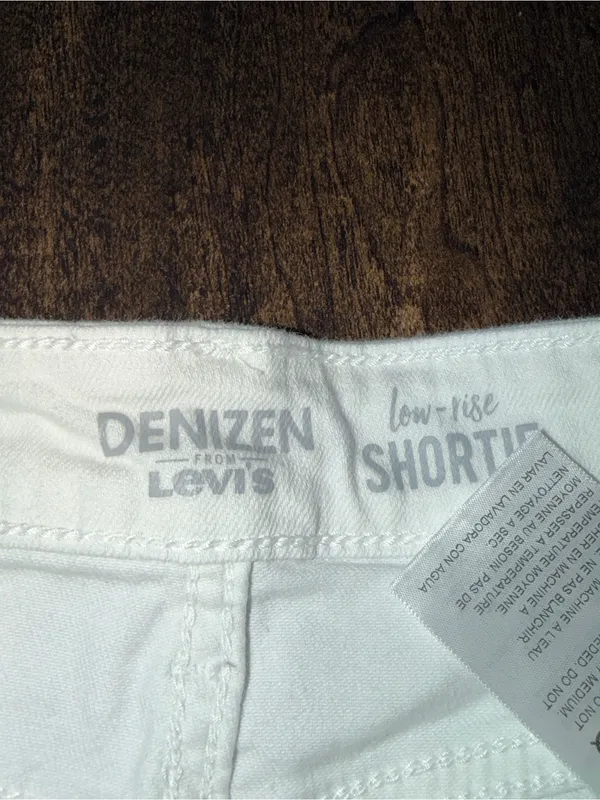 Denizen White Denim Low Rise Shortie - Image 4