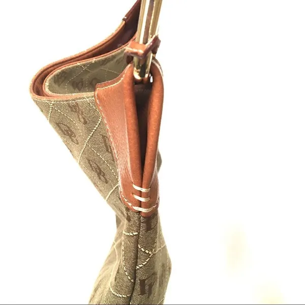 Dooney & Bourke large signature shoulder sack‎ - Image 4