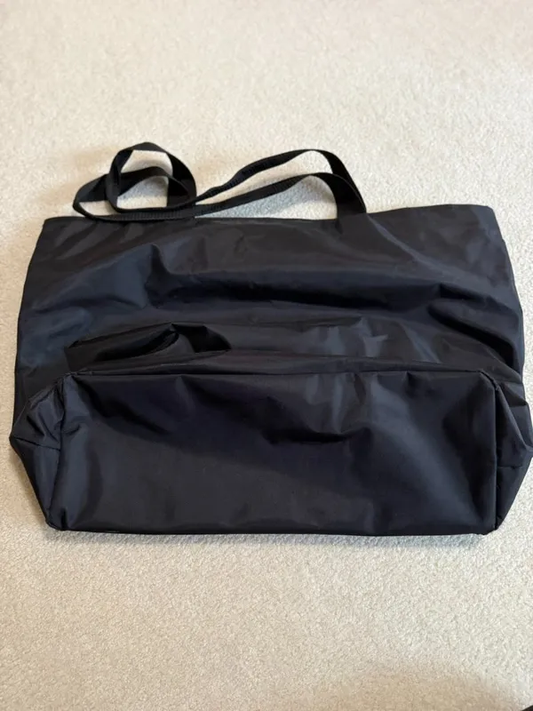 Vintage Tote Duffle Bag in Black - Image 5