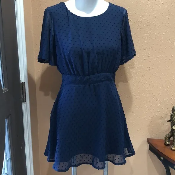 Forever 21 open back short sleeve dress - Image 4