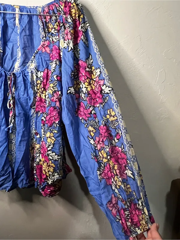 Free People Elena Sapphire Combo Blue Floral Boho Peasant Balloon Sleeve Top - Image 5