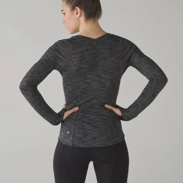 Lululemon 5 Mile Long Sleeve Women's 8/10 - Image 2