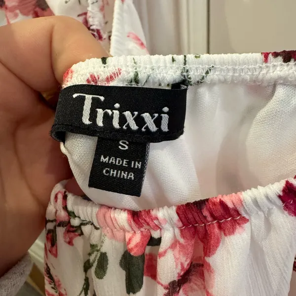 Trixxi Pink and Green Floral Dress - Image 3