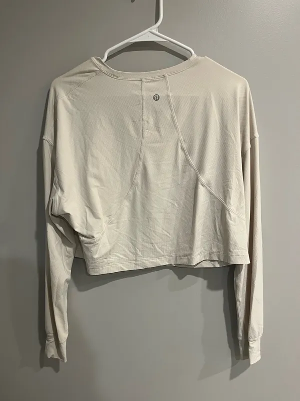 Lululemon cropped top  - Image 3