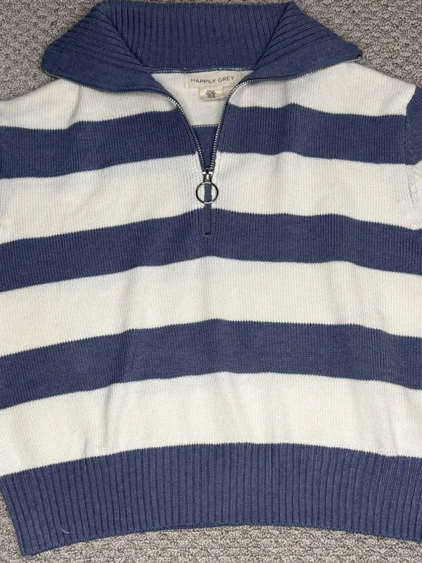 Happy Grey Striped Mock Neck Cotton Cropped Sweater Preppy Coquette - Image 3