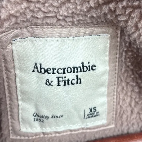 Abercrombie & Fitch XS Sherpa Fleece Quilted Mock Neck‎ Snap Pullover Sweatshirt - Image 8