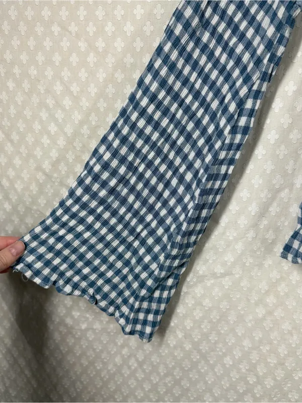 Vici Blue White Gingham Flare Long Sleeve Cropped Top - Image 3