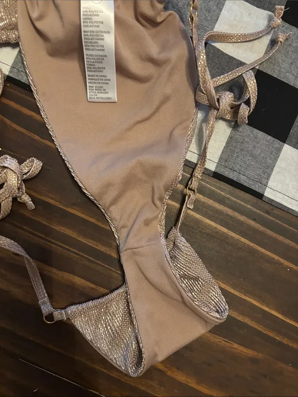 Good American Gold Crinkle Tanga Bikini Size 1 small Swim Bikini - Image 3