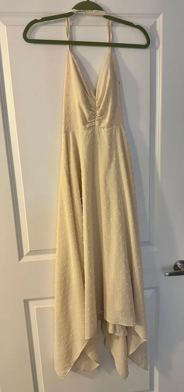 MINKPINK Cream Maxi Dress - Image 3