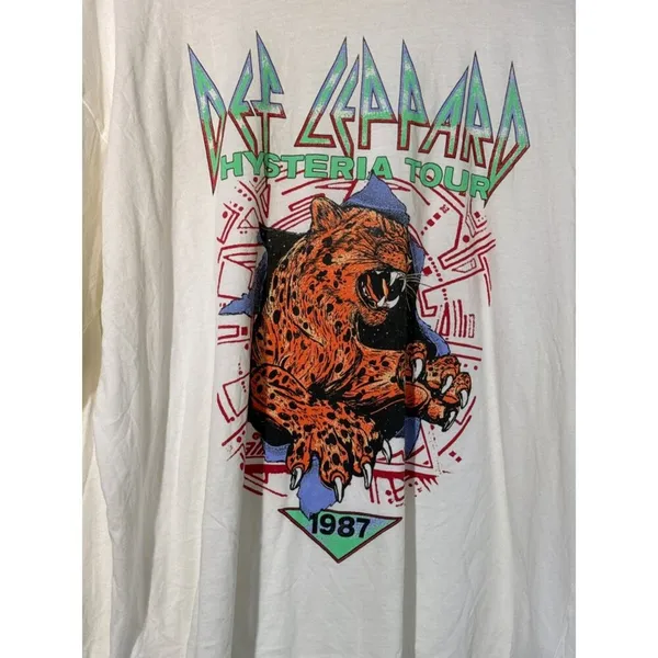 Daydreamer Medium Def Leppard Hysteria Oversized Graphic Tee White - Image 4