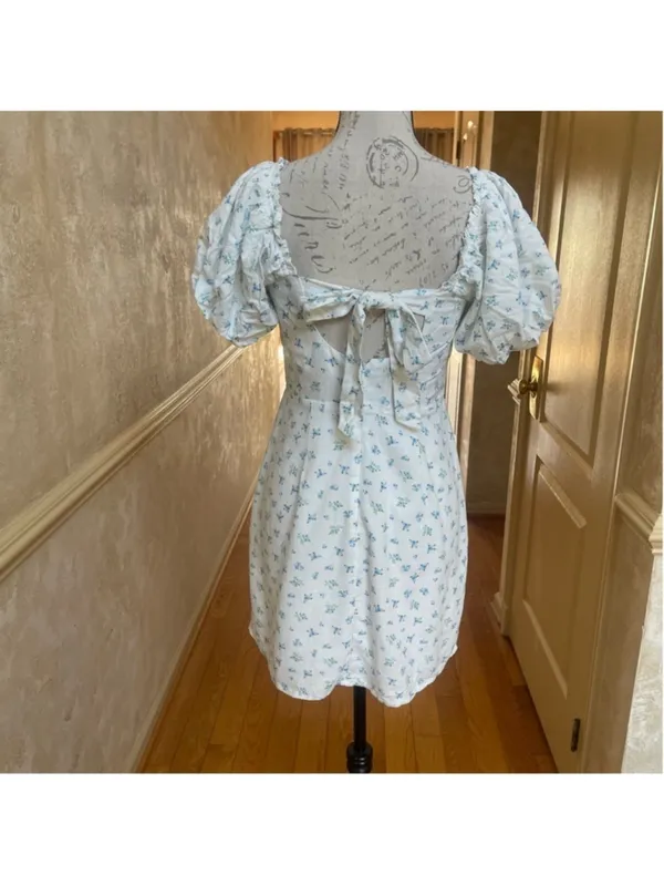Altar’d State “Shianna” White Blue Ditsy Floral Puff Sleeve Mini Dress Size M - Image 5