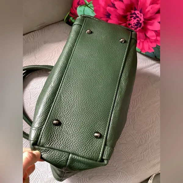 Genuine leather bag- beautiful modern color! 💚💚💚 - Image 4