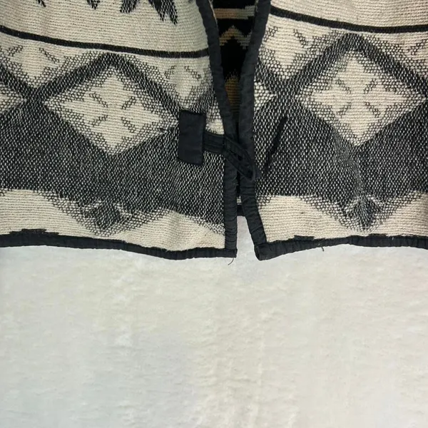 Flashback Vintage Tapestry Jacket Womens Small Black Cream Camel‎ Southwestern - Image 2