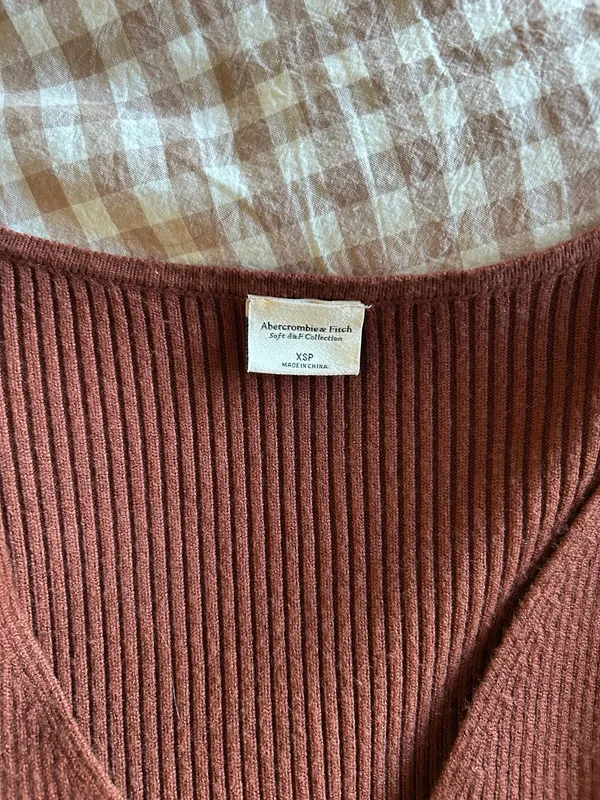 Abercrombie Knit sweater dress - Image 3