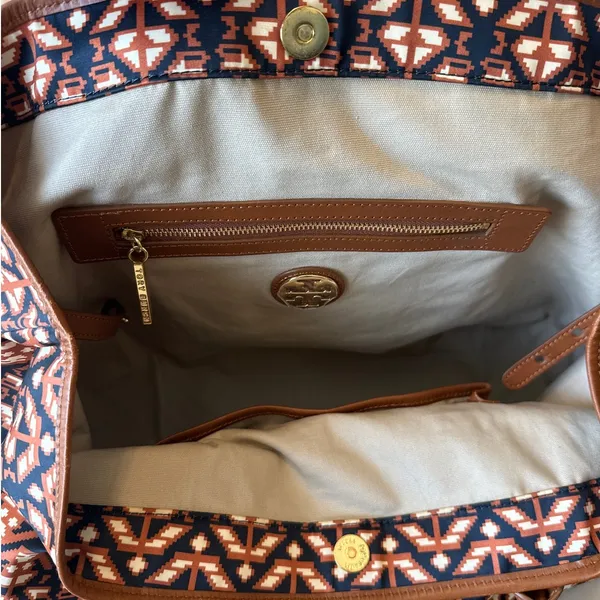 Tory Burch Ella Aztec‎ Print Tote - Image 5