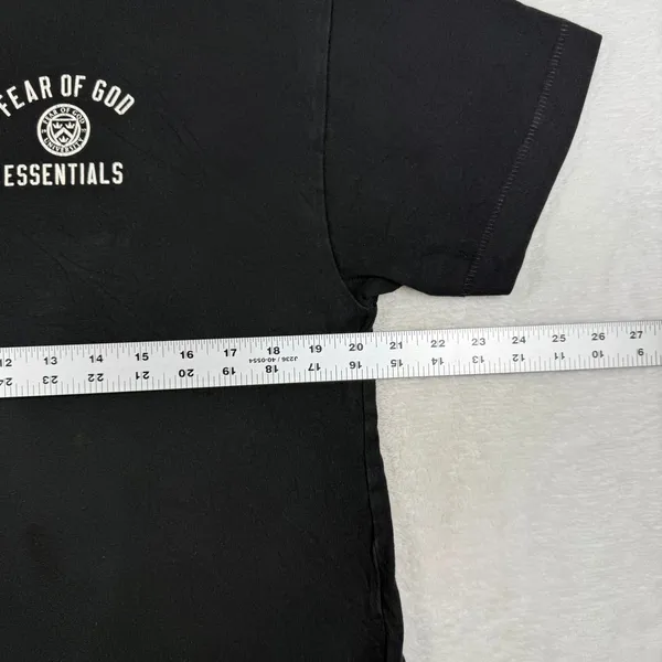 Fear of God Essentials University Crest Black Cotton T-Shirt Size 10 - Image 4