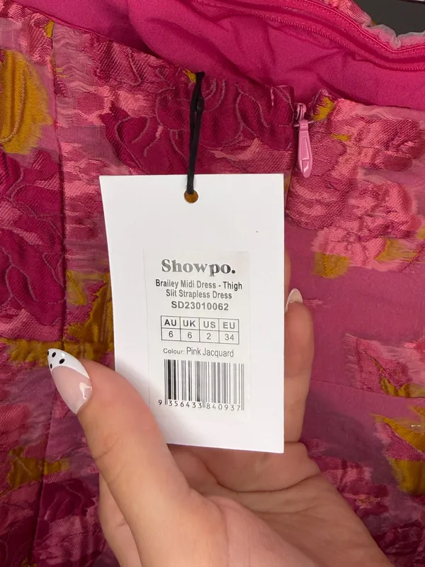 Showpo Dress - Image 4