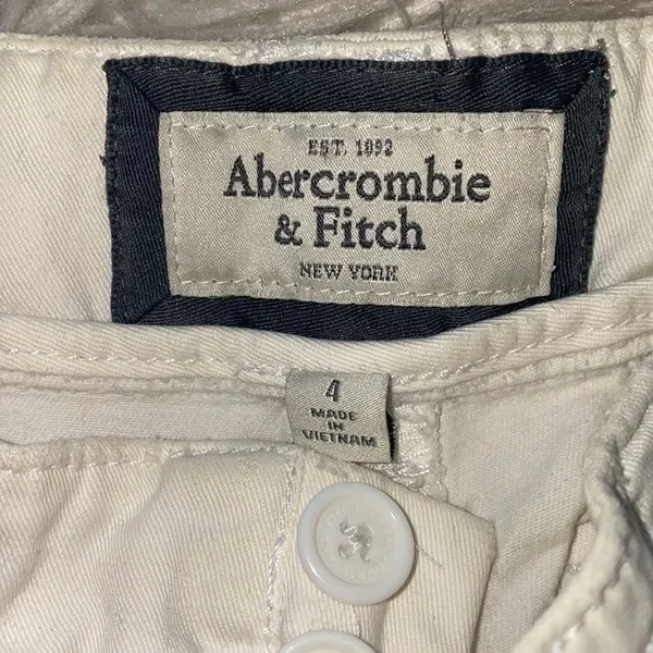✨Abercrombie & Fitch Chino Shorts✨ - Image 4