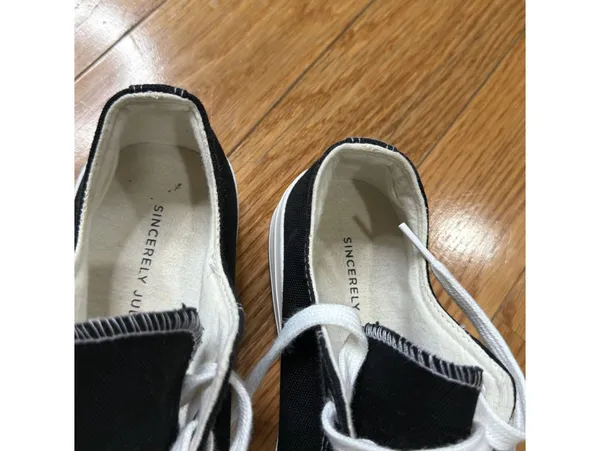 Size 8M Women’s Shoes Sincerely Jules Vina Black & White - Image 3