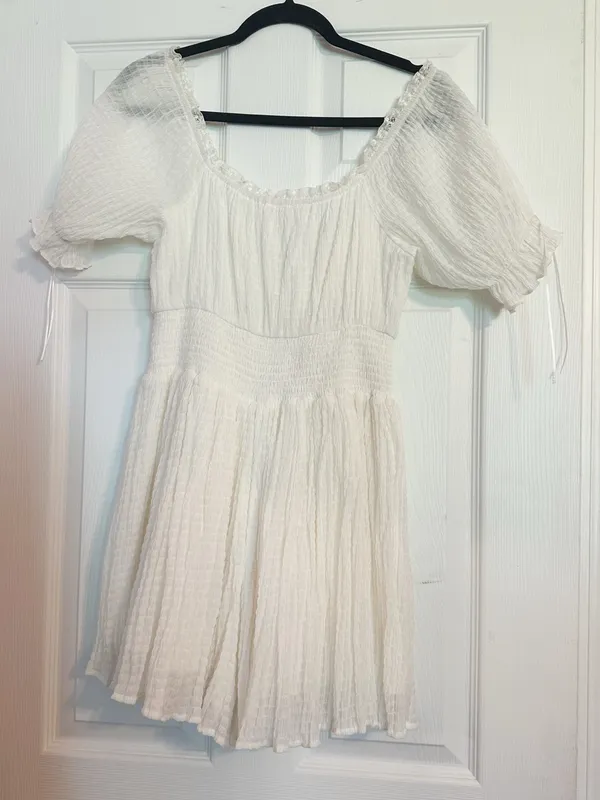 Altar’d State White Lace Smocked Waist Puff-Sleeve Romper (Lined) in Medium - Image 2