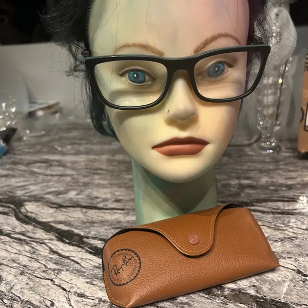 Ray-Ban Women’s Black Frame Glasses with Brown Case FRAME AND CASE ONLY - Image 2