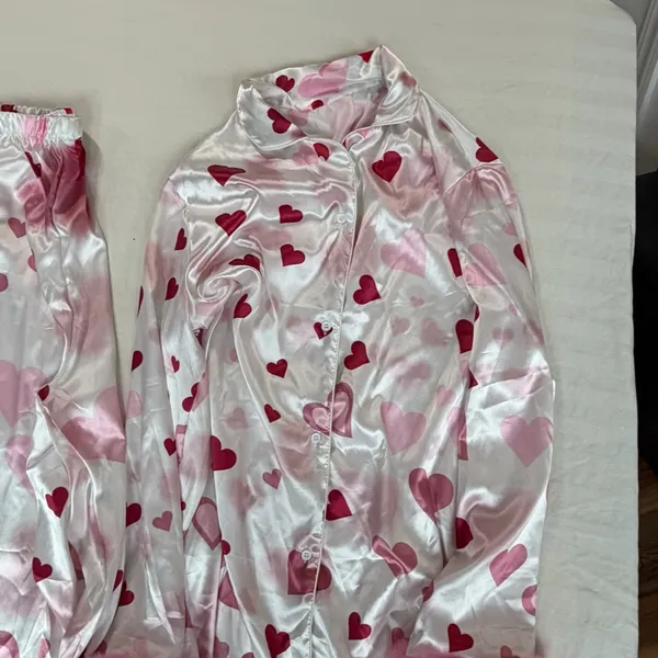 Women's Two Piece Silky Pink Long Sleeve and Pant Pajamas Size XXL #260422 - Image 5