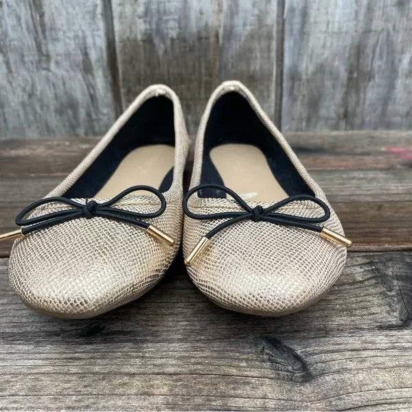 Parisian Plus Black Trim Ballet Flats Size 9.5 - Image 3