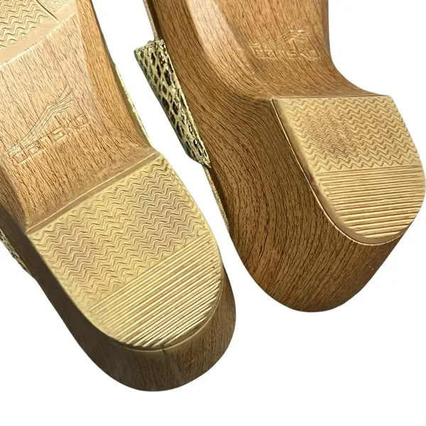 Dansko‎ Sophie Wedge Sandals 11-11.5 Beige Snakeskin Leather Slip On Clogs Shoes - Image 11