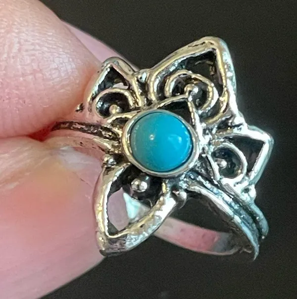 Turquoise stone boho ring size 4.5 - Image 5