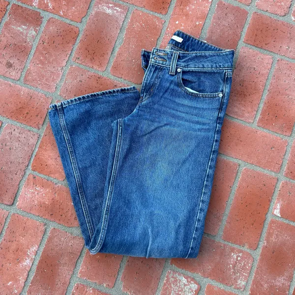 Levi’s Wide Leg Low Rise Jeans Size 27 - Image 3