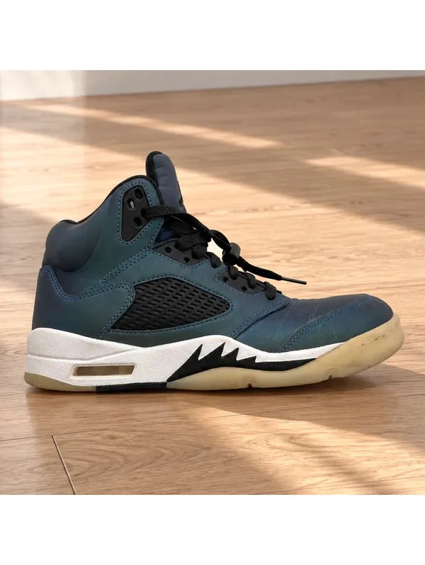 Air Jordan 5 Retro Oil Grey Iridescent CD2722-001 Women’s 7.5 Men’s 6 - Image 3