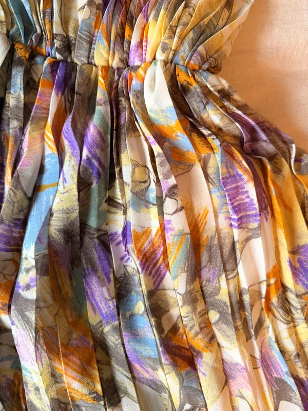 Floral Dress Multiple Size M - Image 2