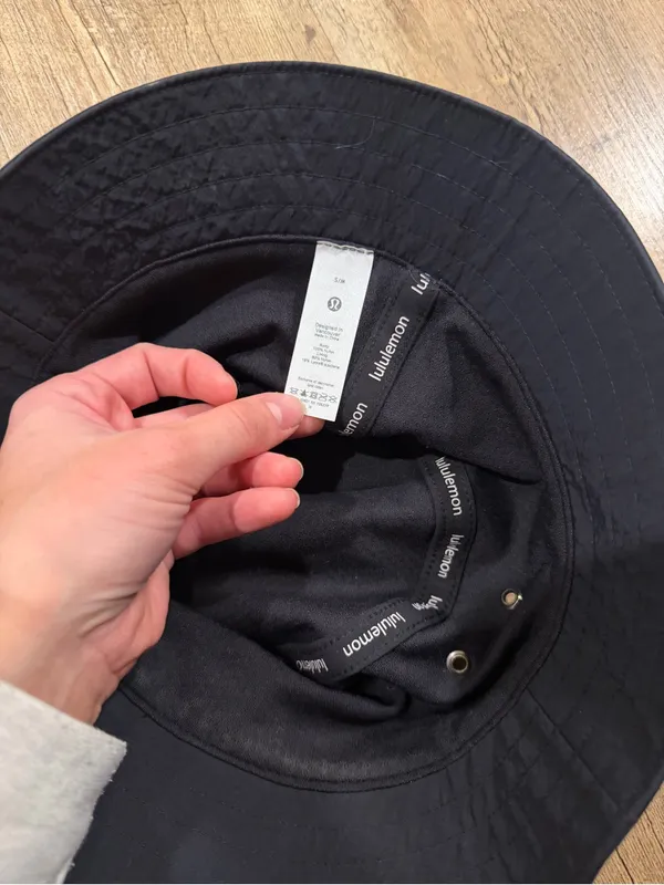 lululemon athletica Charcoal Black Bucket Hat S/M - Image 4