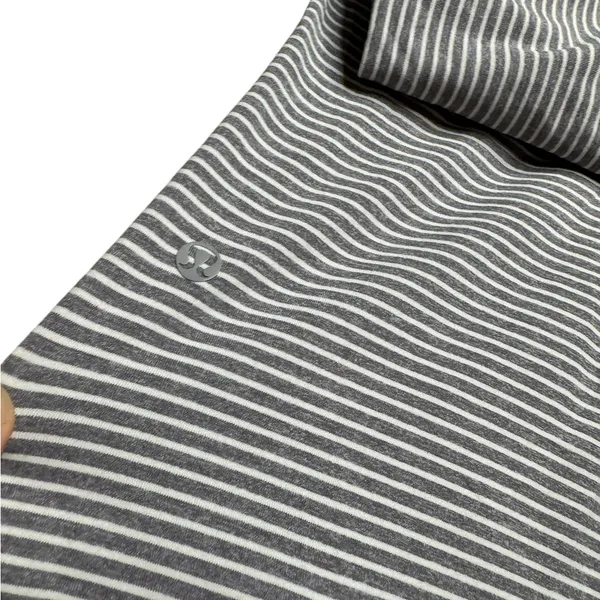 🤍 Lululemon Striped Henley Long Sleeve Button Top Gray White‎ Sz 8 🤍 - Image 4