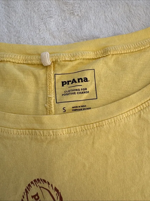 Prana size small oversized Tshirt Positive Bee Graphic Yellow Tee boho - Image 2