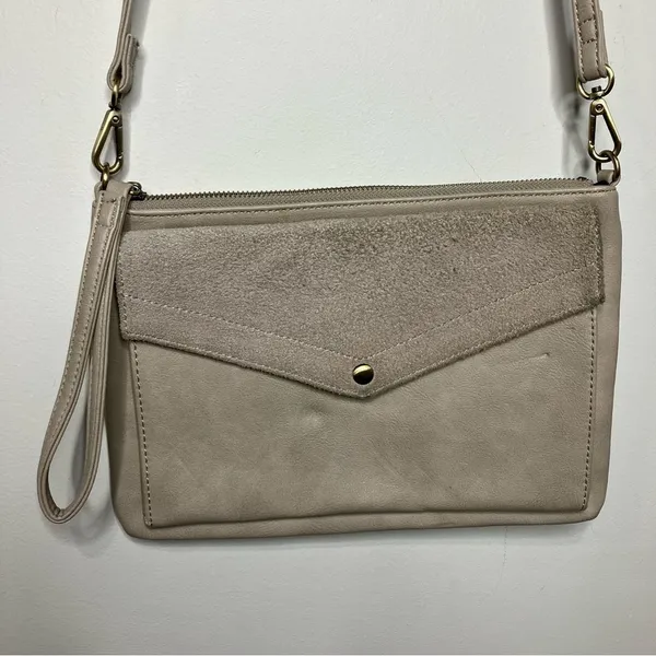 Street level faux Suede crossbody‎ purse gray - Image 2