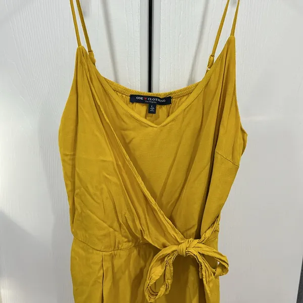 Mustard romper Size L - Image 3