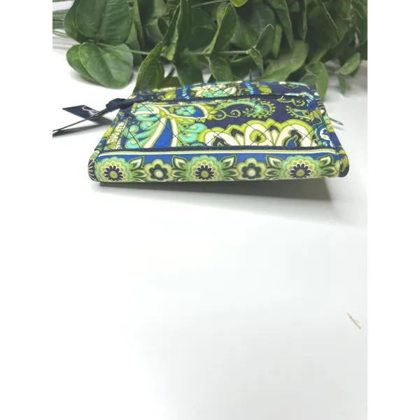 Vera Bradley Rhythm & Blues Snappy Wallet Quilted‎ - Image 4
