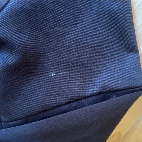 Gymshark Black Women's Cropped Hoodie - Image 3