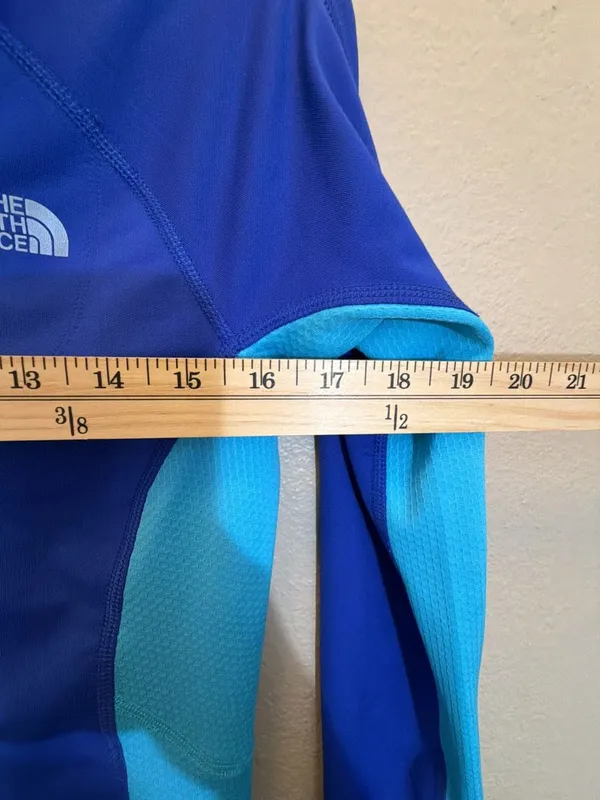 The North Face Women's Blue & Light Blue Quarter Zip Pullover Athletic Jacket - Image 5
