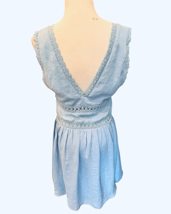NWT ASOS Light Blue Mini Dress Vneck Sleeveless Crochet 6 S - Image 4