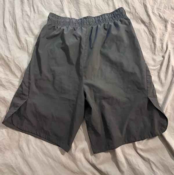 black nike dri-fit shorts - Image 2