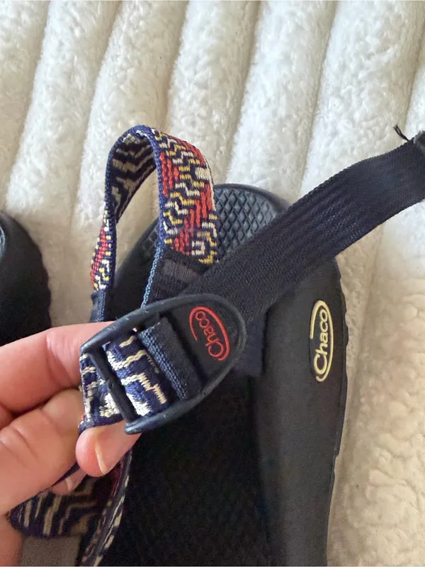 Chacos Women's Black Sandals with Multicolor Geometric Straps - Image 4