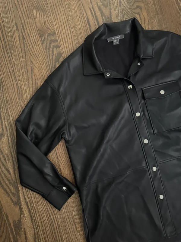 pleather faux leather oversized jacket shacket shirt Size Small - Image 5